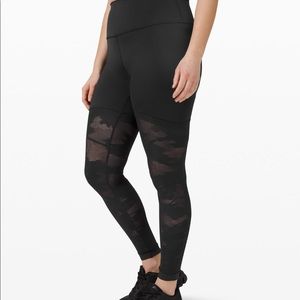 Lululemon Sheer Will HR tight 28” camo black